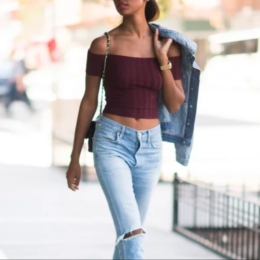 Urban Outfitters Women's Scoop Crop Top burgundy